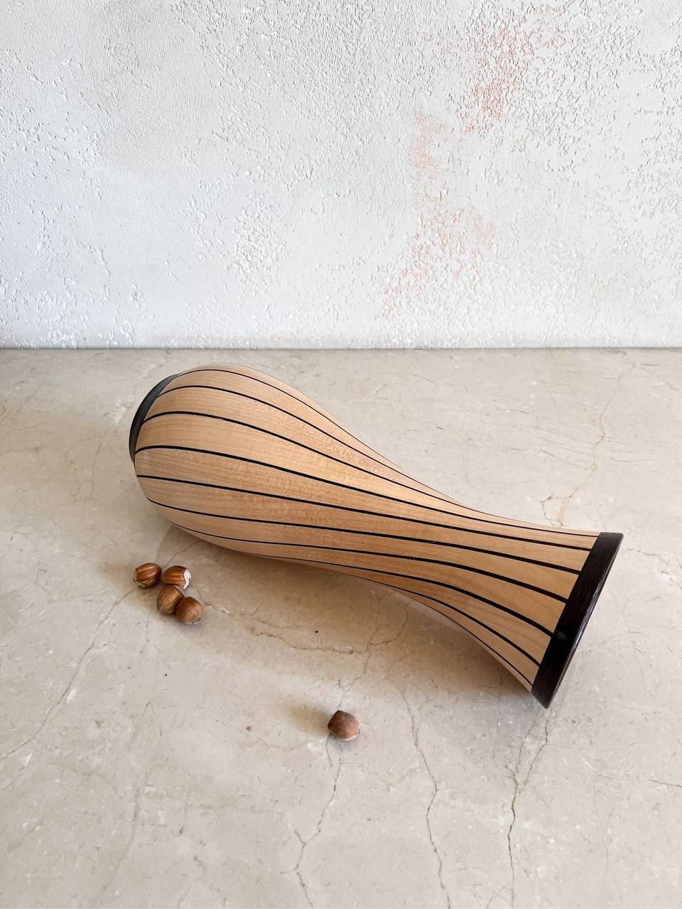 Linea Flow Vase
