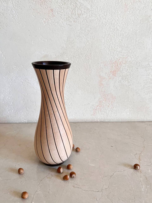 Linea Flow Vase