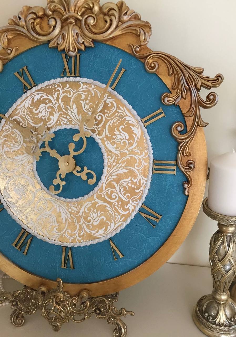 Baroque Époque Clock